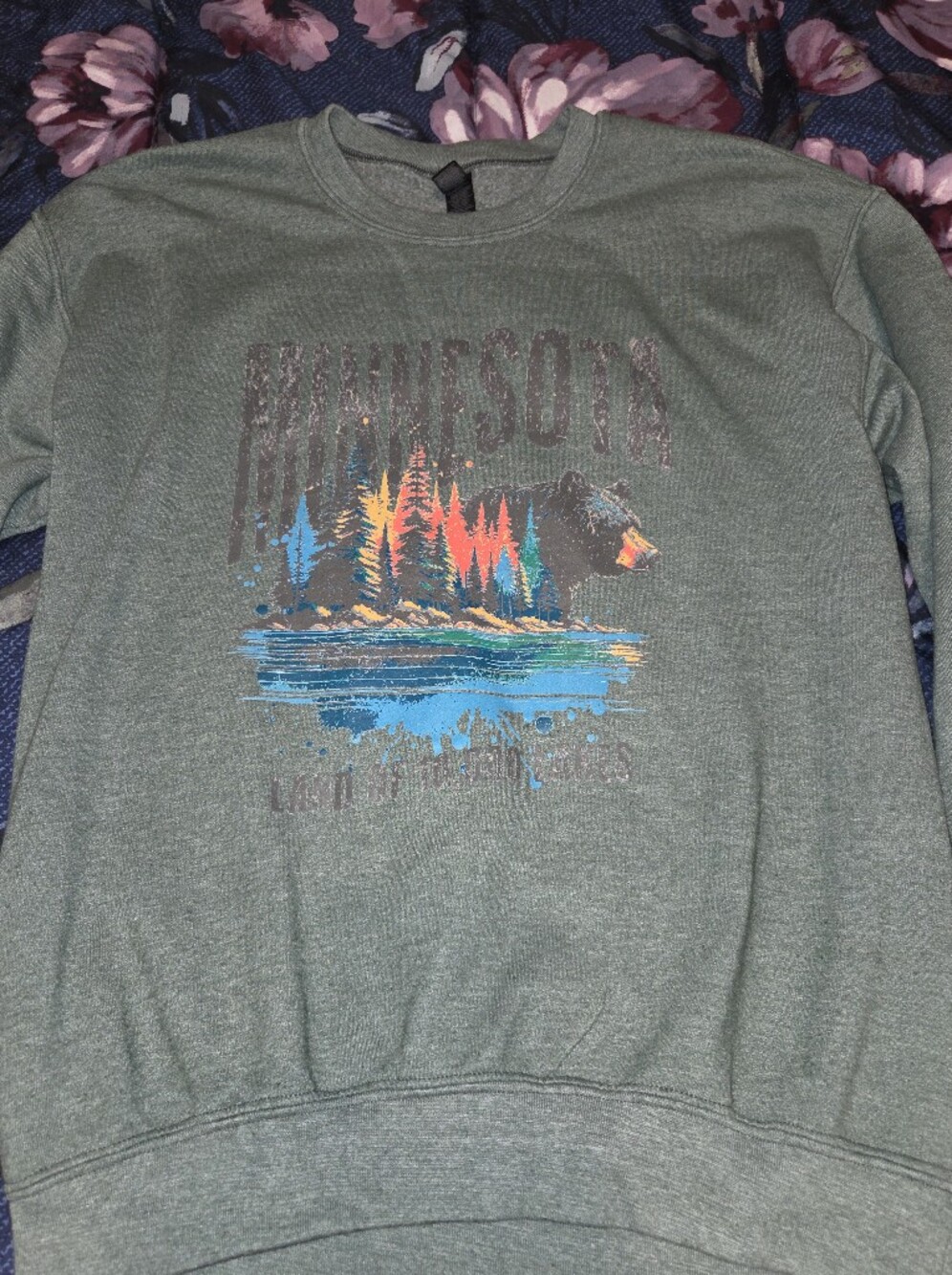 Gildan Heather Olive Green Crewneck Tee